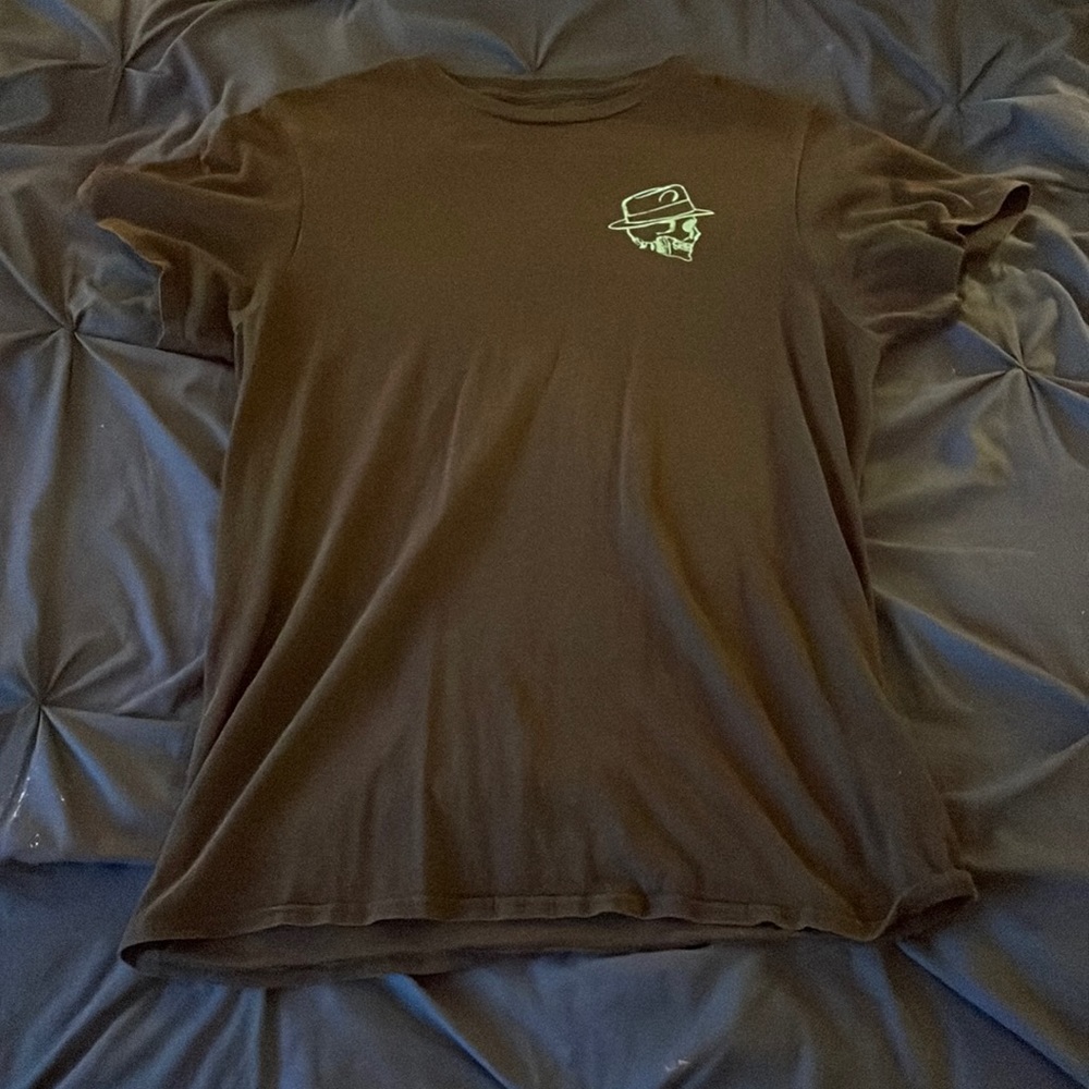Stylish black Zumiez Empyre T-shirt